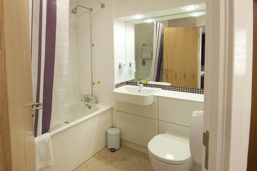 Premier Inn Sittingbourne Kent Rum bild