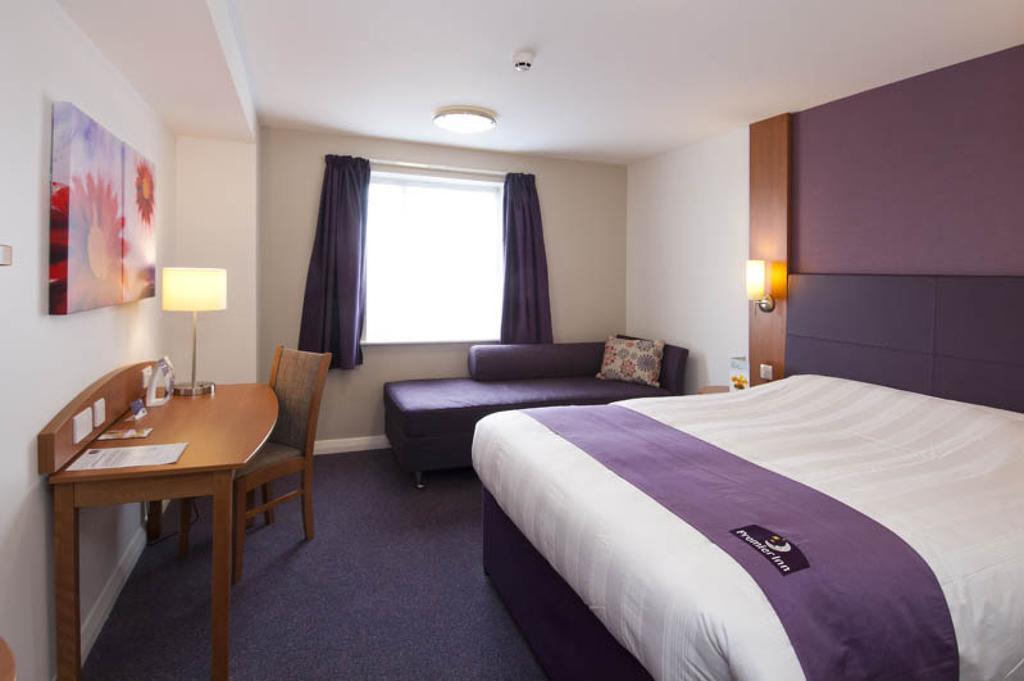 Premier Inn Sittingbourne Kent Rum bild