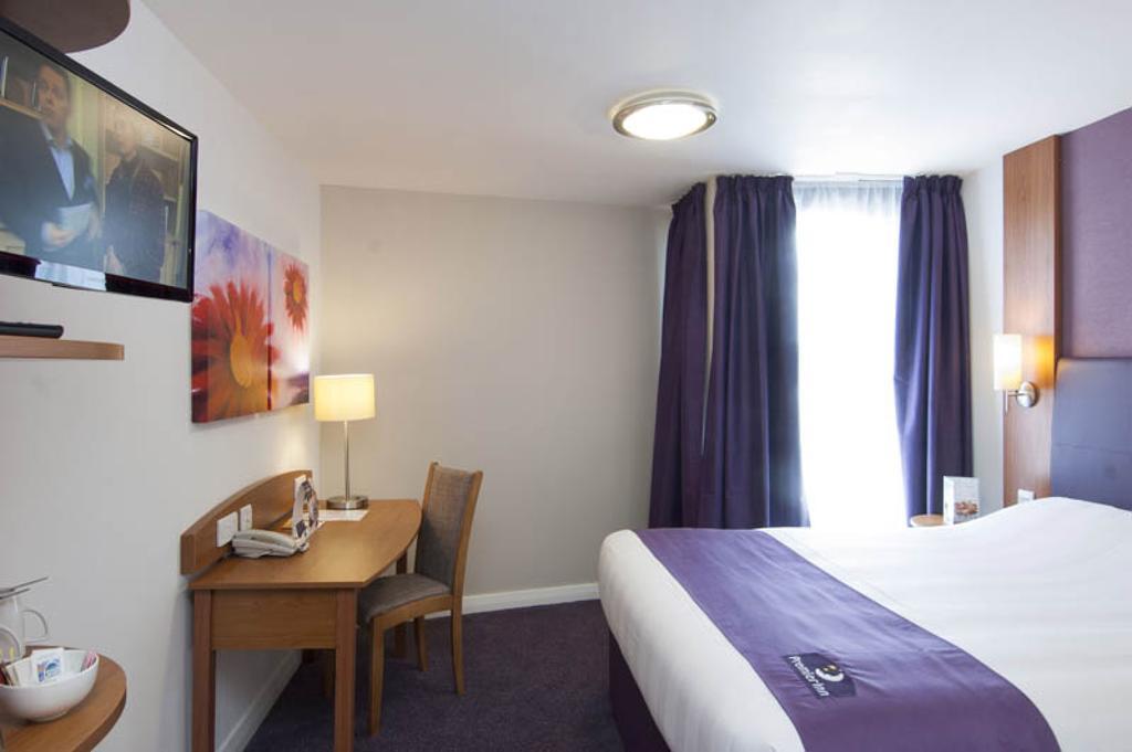 Premier Inn Sittingbourne Kent Rum bild