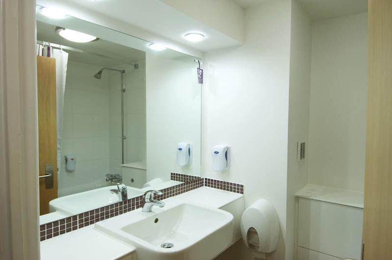 Premier Inn Sittingbourne Kent Exteriör bild