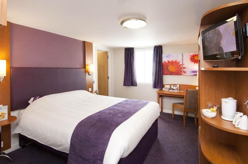 Premier Inn Sittingbourne Kent Exteriör bild