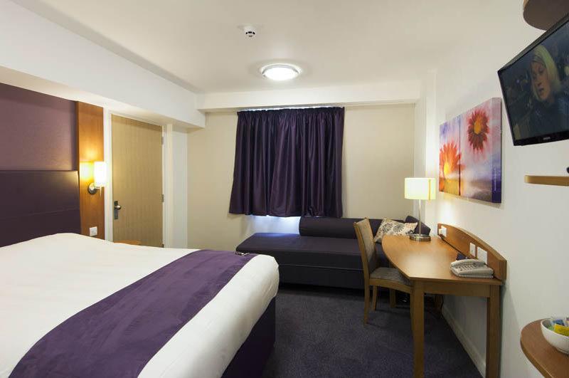 Premier Inn Sittingbourne Kent Exteriör bild